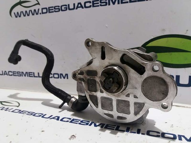 03L145100F VAG Bomba de vacío  disponible Alicante