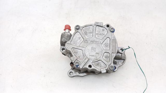VAG 03L145100F Bomba de vacío  en stock Salamanca