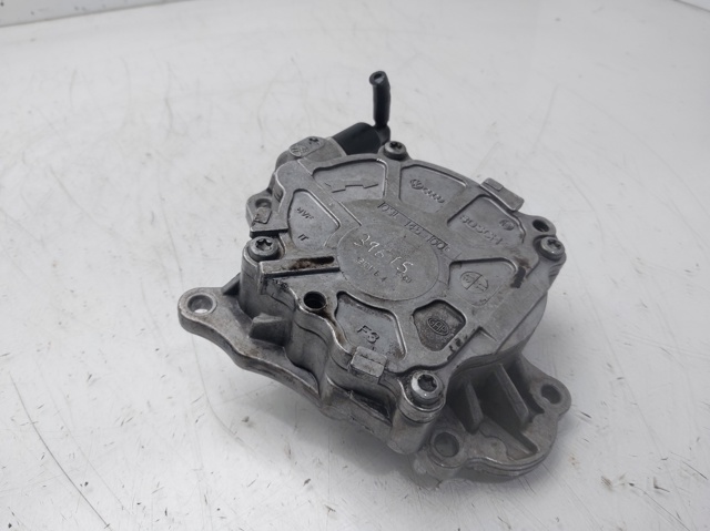 VAG 03L145100G Bomba de vacío  disponible Lugo