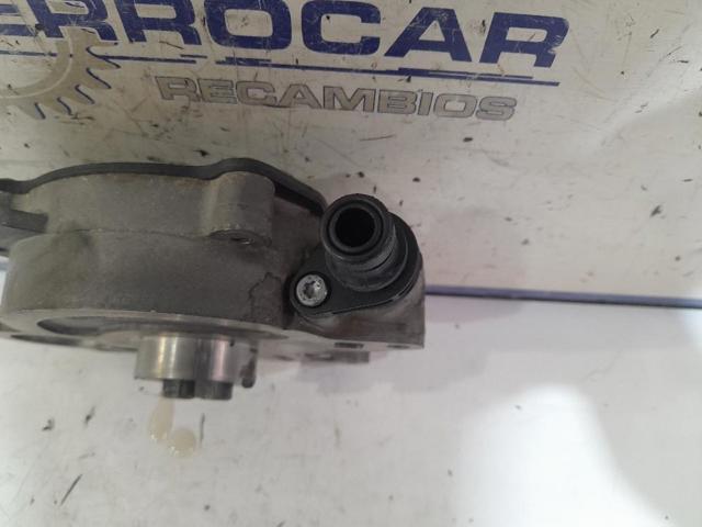 03L145207 Bomba de vacío  disponible Málaga