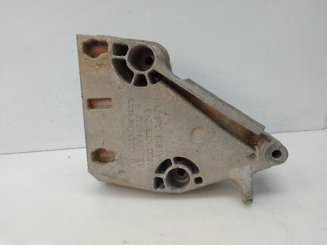 VAG 03L199207 Soporte derecho del motor  comprar en Murcia
