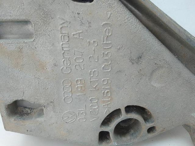 VAG 03L199207 Soporte derecho del motor  en stock Valencia