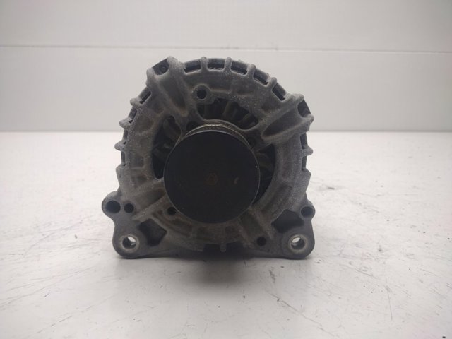 03L903017 VAG Alternador  comprar en Oviedo