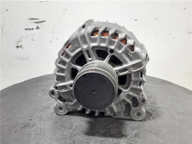 VAG 03L903023E Alternador  comprar en Murcia