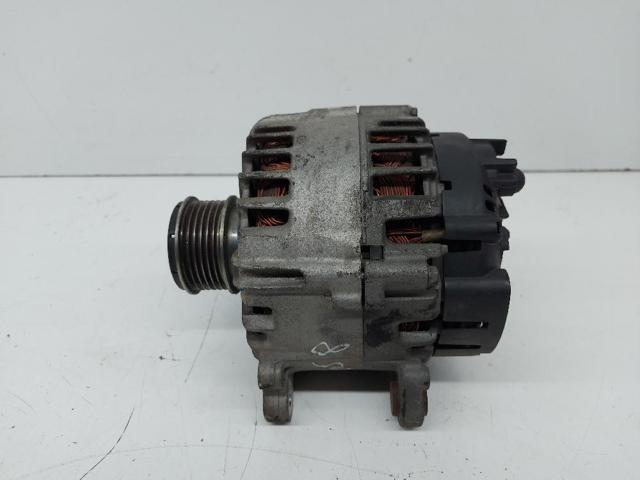03L903023E Alternador  comprar en Pontevedra