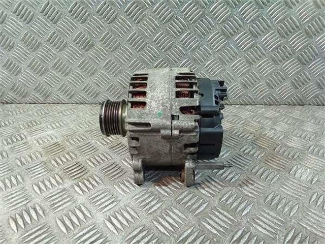 03L903023F VAG Alternador  en stock Huelva