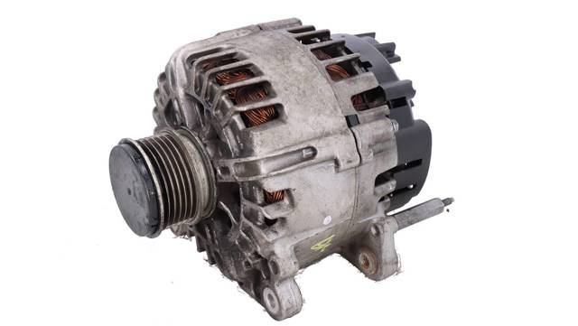 VAG 03L903023F Alternador  disponible España