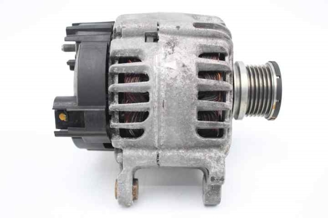 03L903023J Alternador  comprar en Reus