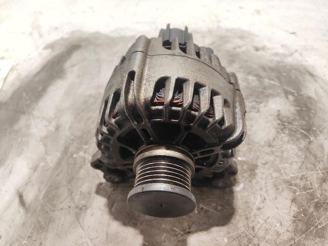 VAG 03L903023J Alternador  comprar en Murcia