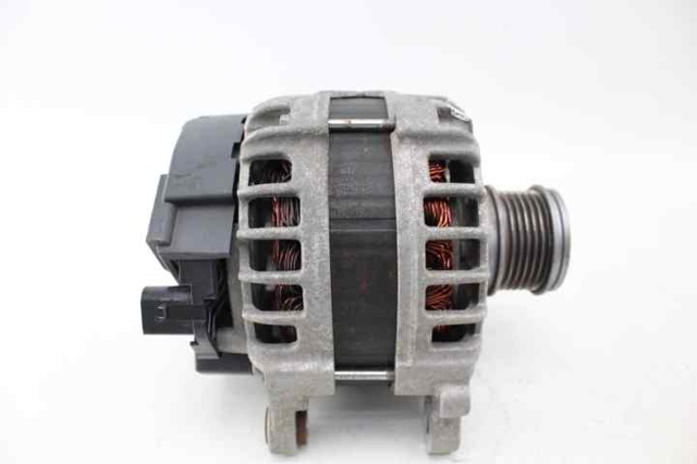 03L903023M Alternador  en stock Sabadell