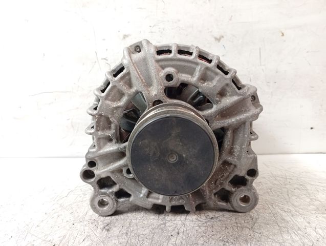 VAG 03L903024F Alternador  disponible Lugo