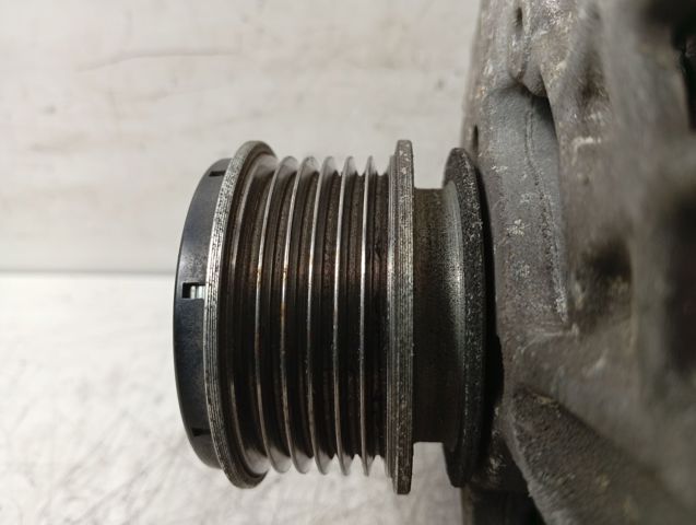 VAG 03L903024F Alternador  comprar en Murcia