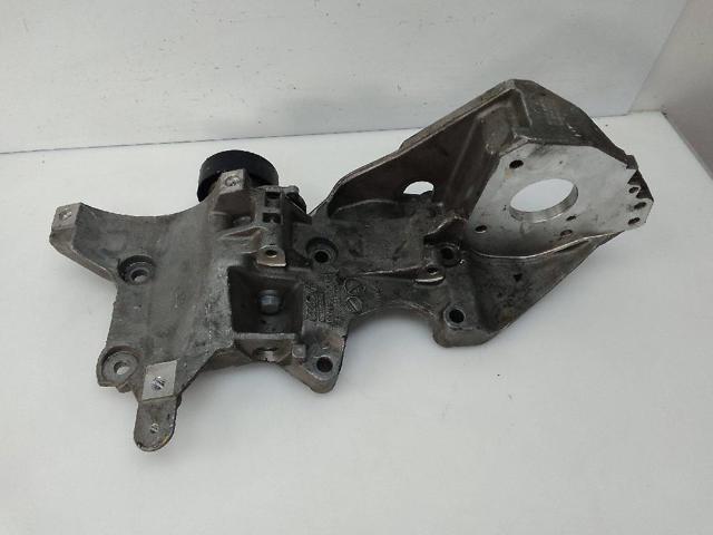 VAG 03L903143Q Soporte del alternador  comprar en Murcia