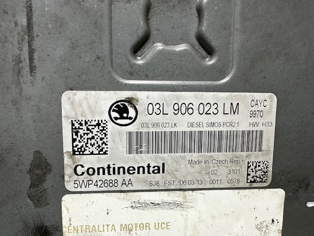 03L906023LM VAG Unidad de control del motor (ECU)  disponible Vigo