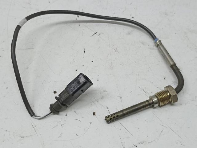 VAG 03L906088AB Sensor de temperatura de gases de escape antes del catalizador  disponible Lugo