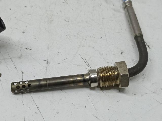 Sensor de temperatura de gases de escape antes del catalizador 03L906088AB VAG