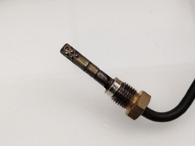 03L906088AJ Sensor de temperatura de gases de escape antes del filtro de partículas  disponible Burgos