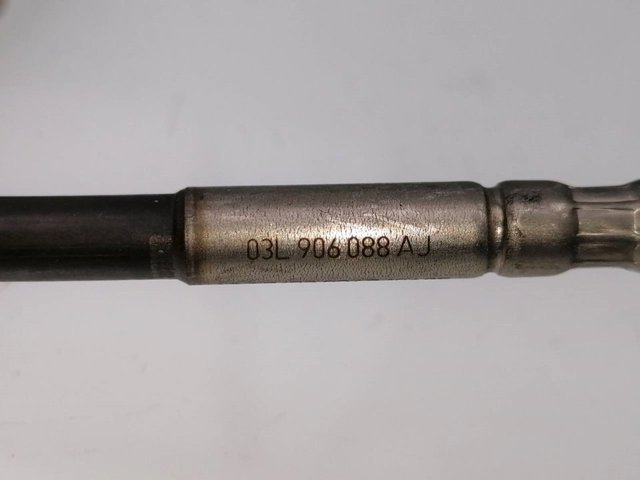 03L906088AJ Sensor de temperatura de gases de escape antes del filtro de partículas  disponible Utrera