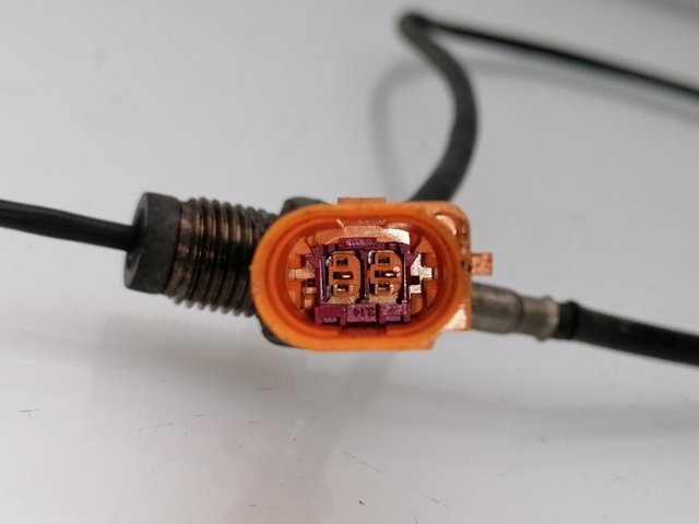 VAG 03L906088BJ Sensor de temperatura de gases de escape después del filtro de partículas  en stock Valencia