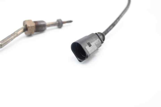 VAG 03L906088BK Sensor de temperatura de gases de escape antes de la turbina  comprar en Murcia