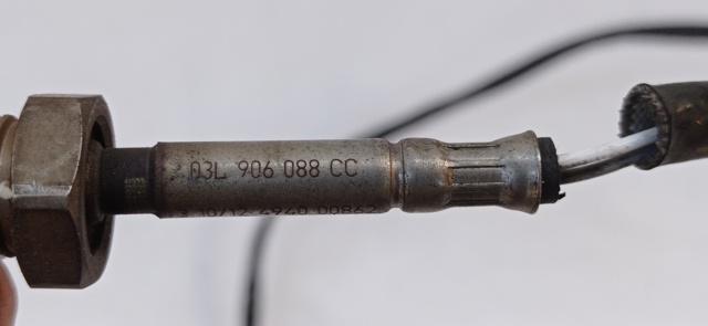 VAG 03L906088CC Sensor de temperatura de gases de escape después del filtro de partículas  disponible Valladolid