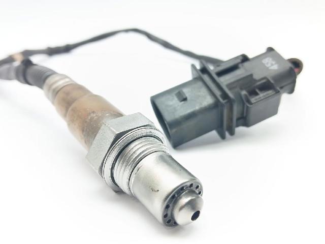 03L906262B VAG Sensor de oxígeno previo al catalizador  comprar en Lleida