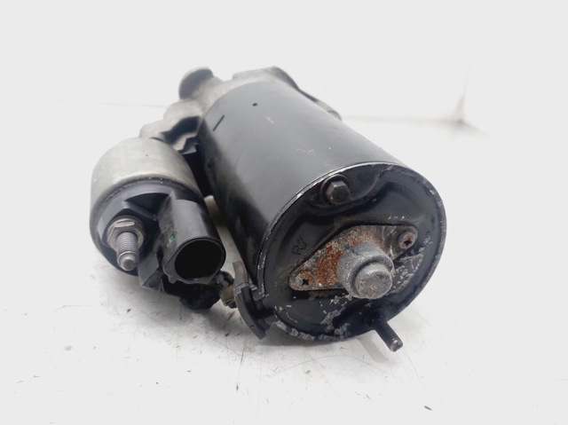 VAG 03L911021C Motor de arranque  disponible Valladolid