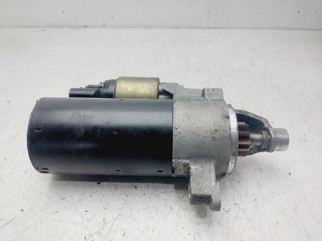 VAG 03L911021C Motor de arranque  en stock Terrassa
