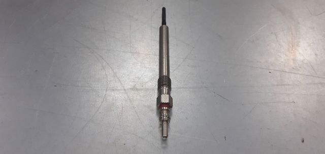03L963319 Bujía de incandescencia  disponible Utrera
