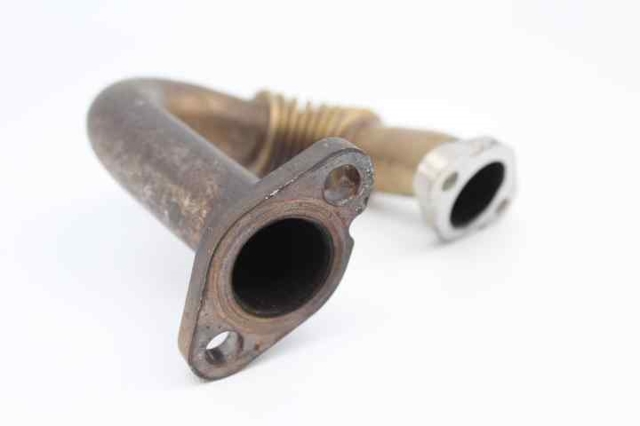 VAG 03P131521B Tubo del sistema de recirculación de gases de escape EGR  en stock Valencia