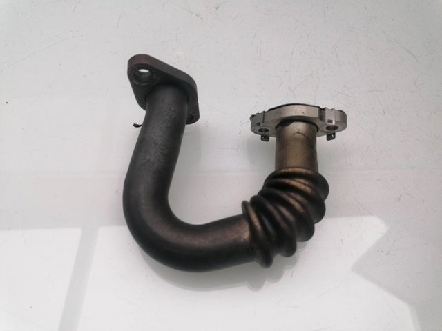 03P131521E VAG Tubo del sistema de recirculación de gases de escape EGR comprar Alcalá