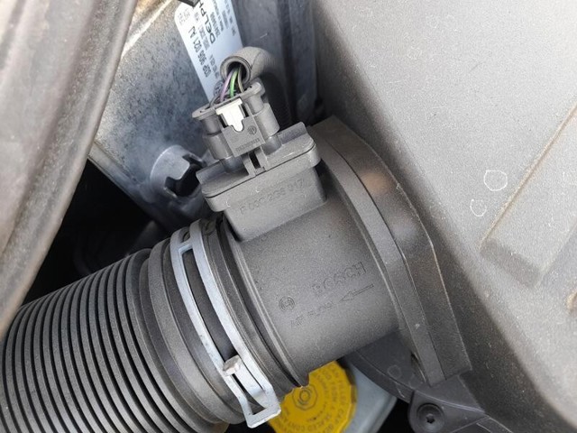 03P906461 VAG Sensor de flujo de masa de aire  disponible Vigo
