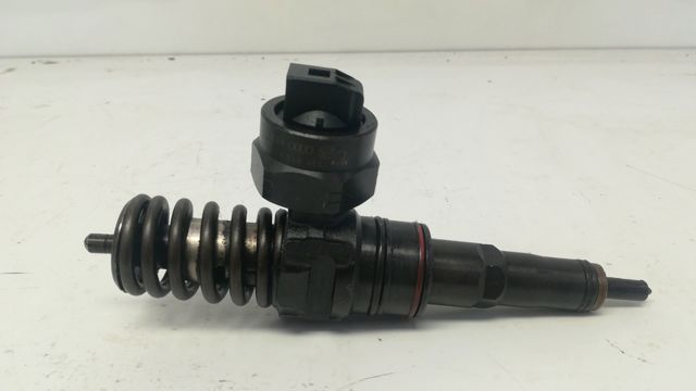 0414720015 VAG Inyector de combustible  comprar en Oviedo