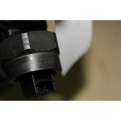 0414720015 Inyector  en stock Sabadell
