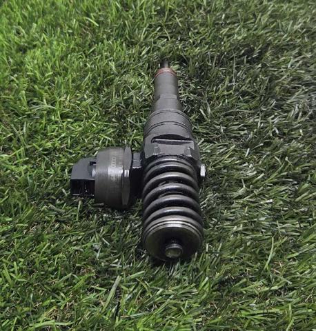 VAG 0414720215 Inyector  en stock Valencia