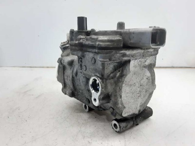 0422000212 TOYOTA Compresor de aire acondicionado  en stock Córdoba