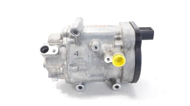0424000370 TOYOTA Compresor de aire acondicionado  en stock Huelva