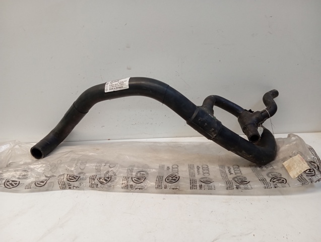 Manguera de radiador arriba 044121101L VAG
