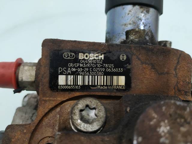 0445010102 FORD Bomba de alta presión de combustible  comprar en Oviedo