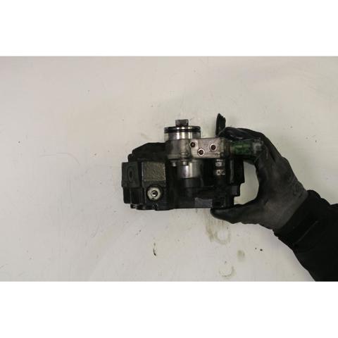 0445010111 VOLVO Bomba inyectora  en stock Huelva