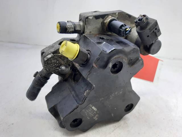 Comprar Bomba de alta presión de combustible Chrysler 300 a bajo precio
