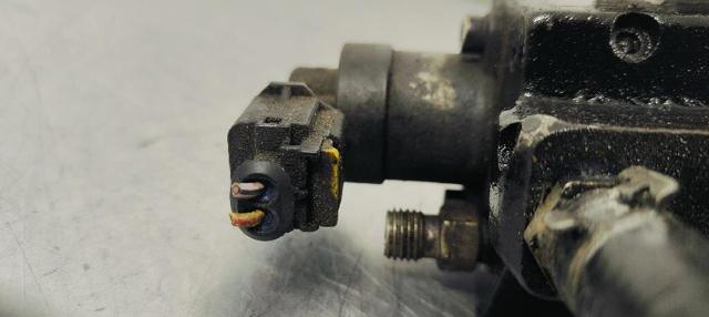 0445010193 OPEL Bomba inyectora  en stock Huelva
