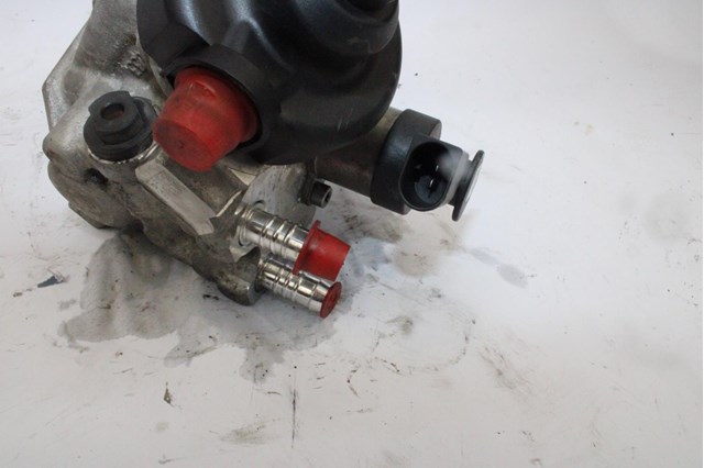 0445010537 VAG Bomba inyectora  en stock Gandía