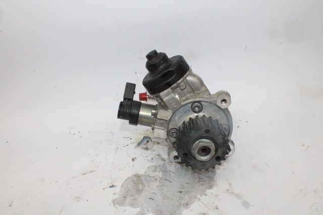 0445010537 VAG Bomba de alta presión  comprar en Oviedo