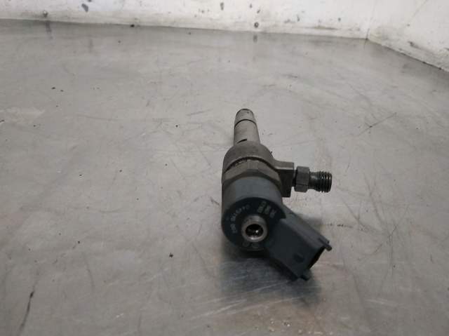 Inyector de combustible Alfa Romeo 146 930