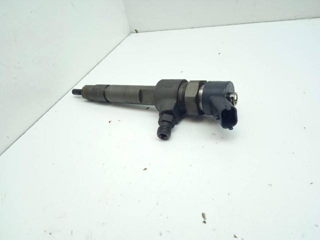 FIAT 0445110019 Inyector de combustible  disponible Valladolid