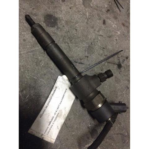 FIAT 0445110019 Inyector de combustible  disponible Valladolid