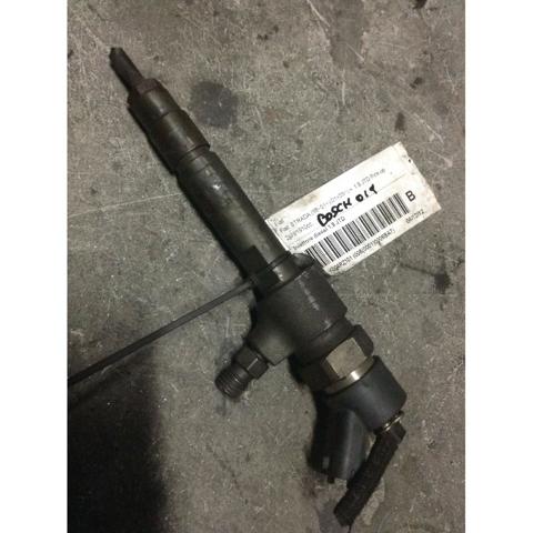 0445110019 FIAT Inyector de combustible  disponible Alicante