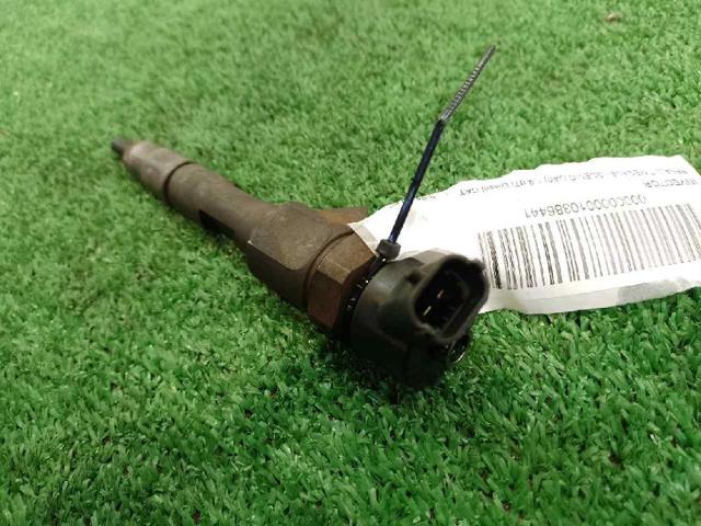 0445110021 Inyector de combustible  disponible Utrera