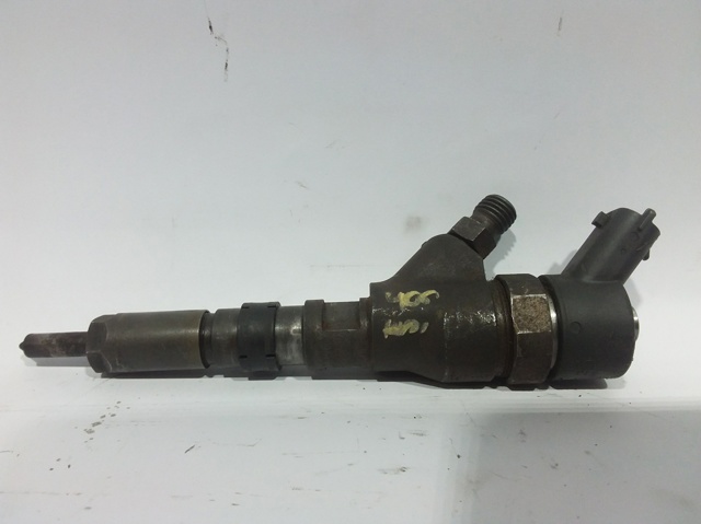 0445110044 Inyector  en stock Granada